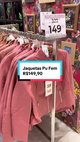OUTLET em jaquetas de PU femininas por R$149,90. Visite nossa loja no Bom Retiro - SP. #kwioficial #outletsaopaulo #bomretirovarejo 