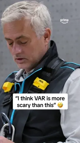 No fear from Jose Mourinho when he took on Spurs’ Skywalk 😅 #tottenham #spurs #footballtiktok #footballtiktok #josemourinho 