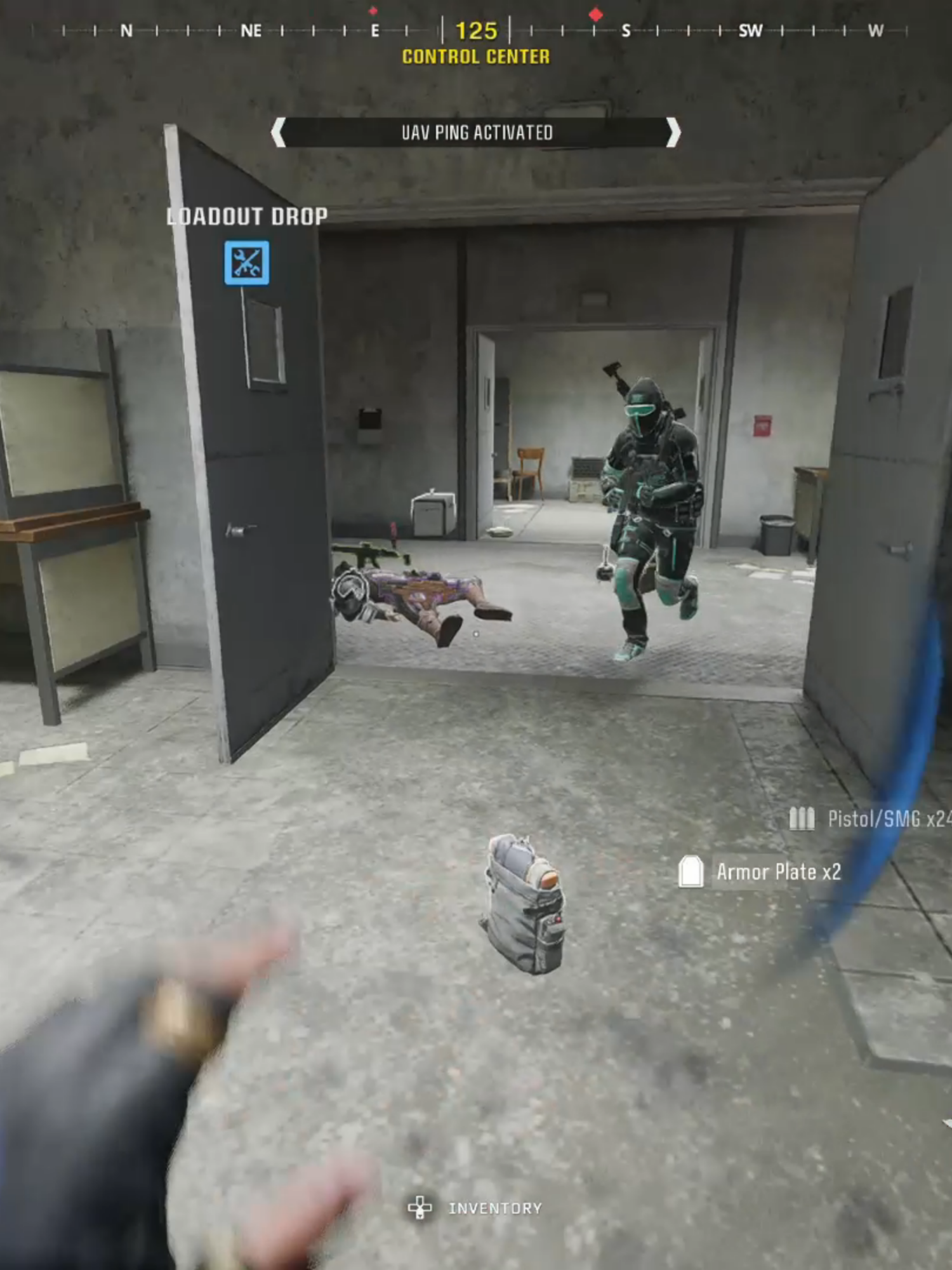 Why was he camping there??💀#warzone #GamingOnTikTok #fyp #girl #girlgamer #bo6