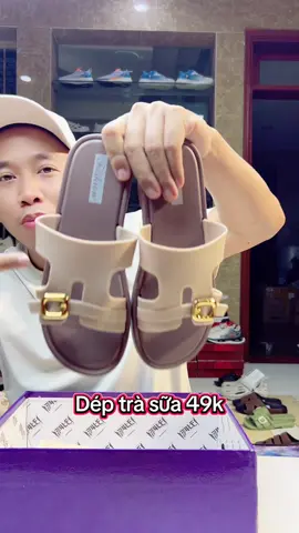 Dép trà sữa vừa đẹp vừa sang, mà giá rẻ hơn ly trà sữa luôn ạ #manhgiay #manhbangiay #depquaingang #deple #depnu 