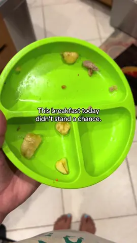 “Can I have a little bite?” His breakfast: vanishes without a trace 😅🍽️ French toast, sausage, banana — gone. This baby does not play about breakfast! 🍼 #BabyLedWeaning #BLWBaby #LittleFoodie #BLWMeals #MomLife #PostpartumMom #BabyEats #BLWInspo #FeedingBaby #MomContent #BreakfastWin 