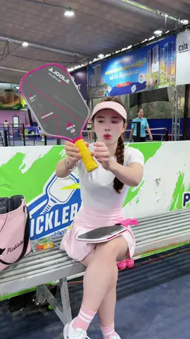 Quấn cán vợt thể thao