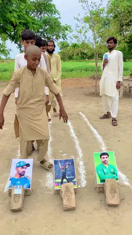 Lala Babar Amir Game Challenge 🤭#challenge #game #tiktokfunnyvideos #vairalvideo #funnyvideo #foryoupage #uktiktok #usa_tiktok 