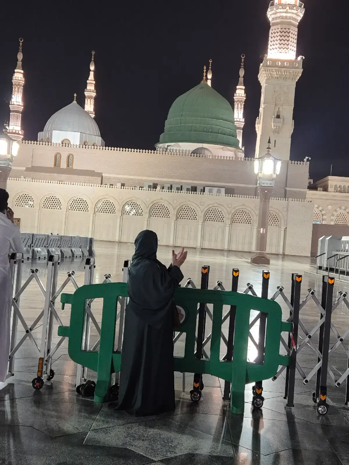 #zahidaparveen33 #subhanallah #hath #khali #na #morhei #aqa #😭😭😭 #🤲🤲🤲 @Zahid Naseer @M Shairazi Guhmman M @Shahid Naqshbandi @Ahmed bhai ❤️ #foryoupage #tiktokviral #likeshere 