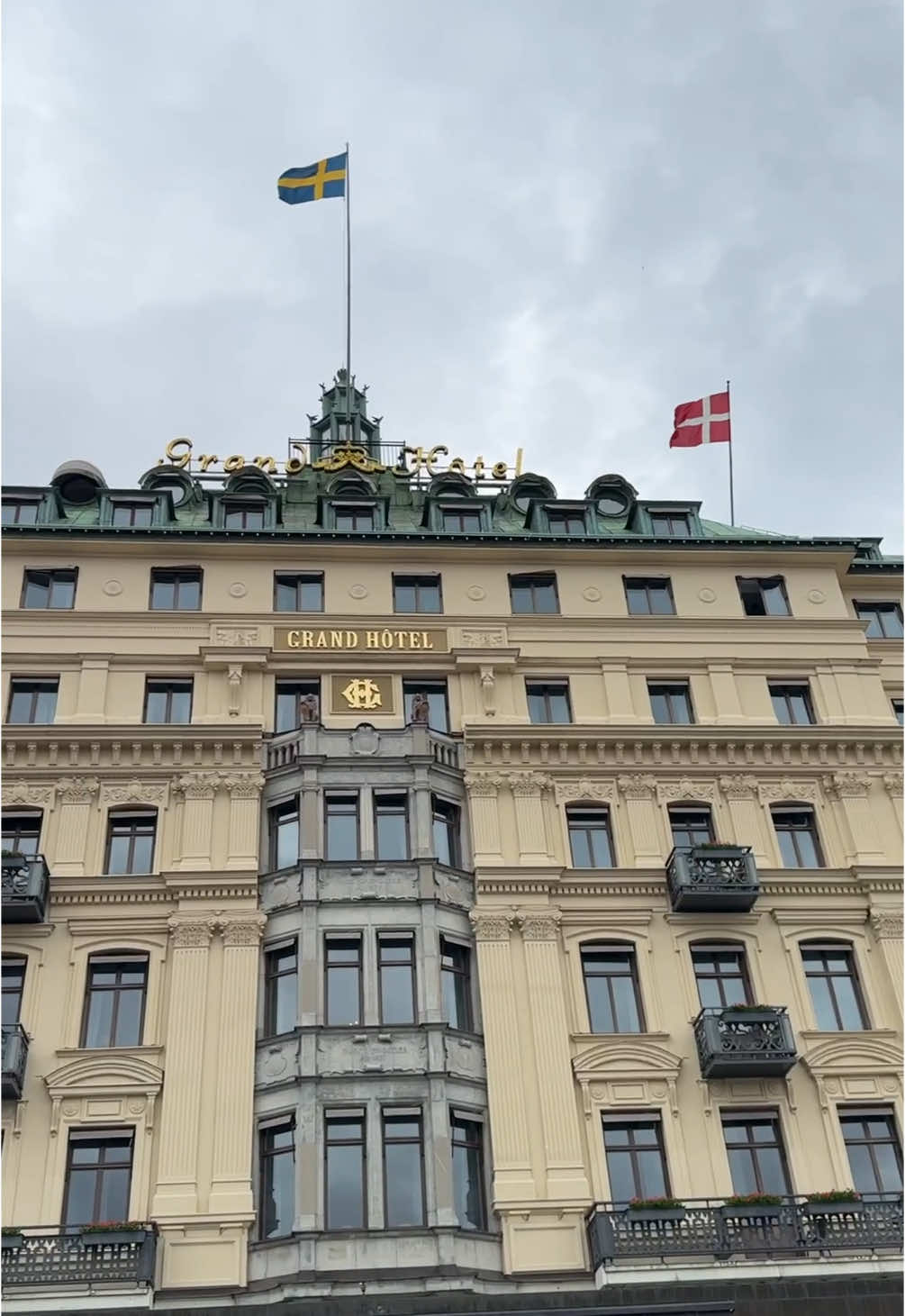 El hotel “más lujoso” de Suecia 🇸🇪🏨 🤑🛎️