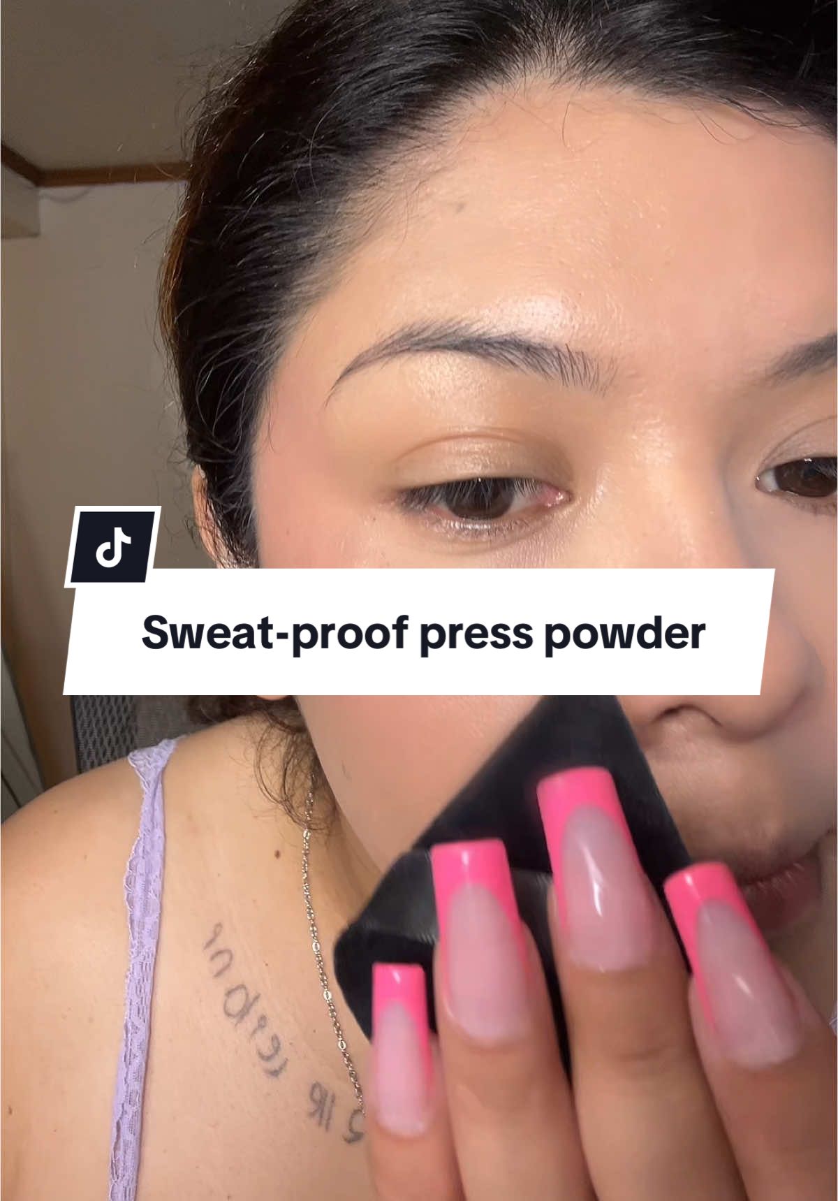 Definitely sweat-proof waterproof and oil control!! @carslan_us #sweatproofmakeup #sweatproofpowder #carslan #carslanpowder #carslanwaterproofpowder #makeup #carslanmakeup #pressedpowder #settingpowder 