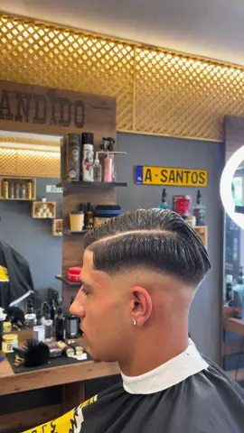 🇫🇷 #marseille #hairstyle #haircut #barber #fadecut #cortehombre #beforeandafter #fyp #viralvideos #barberlife #fade #barbershop #menshair #freshcut #barberlove 