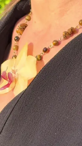 #orquidea🌺 #orquideas #orquideasenresina #collaresdeorquideas #ogvjewels #neclace #resin #resinart 