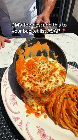 If this isn’t on your bucket list yet, what are you doing?! 👏🍽️ The cheese pour of your dreams is happening right here at Carbonara 📍Reserve your table now — link in bio! #dmvfoodie #dmvfoodscene #cheesepour #dmveats #dmvrestaurants #cheesepull #chickenparm #italianfoodlover #foodiegram #foodiesofinstagram #dmvfoodfinds #cheeselover #dmvitalian #foodporn #cheeseislife