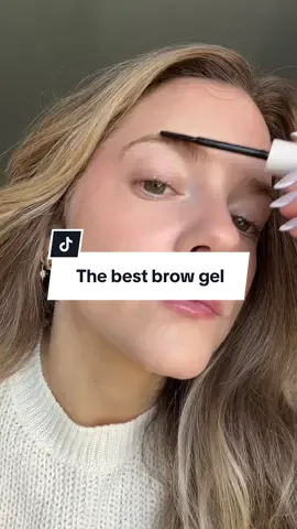 This clear brow gel is hands-down, my favorite brow gel. It doesn’t flake at all and your brows stay locked in place.  #browgel #browshaping 