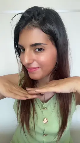 Summer glow @L’Oréal Paris #collaboration_commerciale #summerglow #makeup #lumiglotion #GlowUp #lumileglass #lumiblush #eclat #glow 