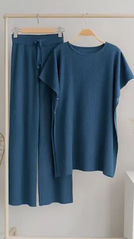 ONESET VEST RAJUT KALONG SETELAN CELANA RAJUT KULOT Baju Atasan #fyp #viral #fashion #xyzabc #setelan #oneset #setelanwanita 