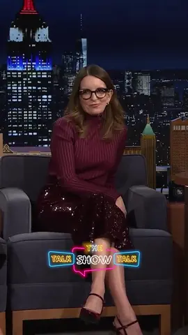 Tina Fey and Amy Poehler on Weekend Update on SNL #TinaFey #AmyPoehler #jimmyfallon #foryou #shorts