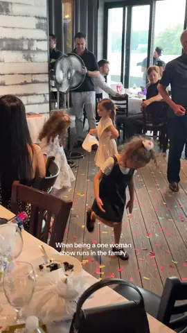 SHE STARTED OVER 😂 Talk about no one stopping your shine #albanian #albaniantiktok #albaniandance #valle #kids 