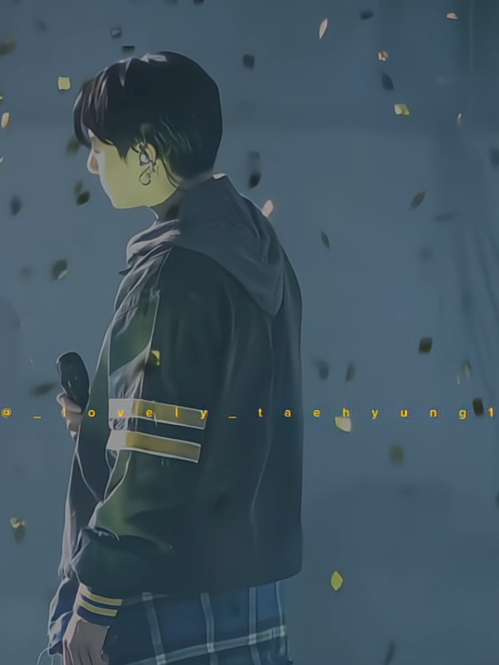 Respuesta a @im02line Shot Glass of Tears pt.2 #fypシ゚ #shotglassoftearsjungkook #_lovely_taehyung1 #btslyrics #paradedicar #Viral #fyp #shotglassoftears #jungkook 