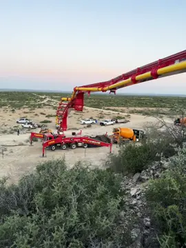 #bluecollar #operator #concretepump #schwing #concretelife #schwing #construction #vibe #slump 