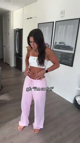 why do girls do this..😭 #relatable #couple #couplecomedy #fyp #viral #girlfriend 