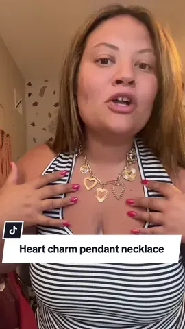 ✨✨✨ #heartpendantnecklace #charmnecklace #pendantcharmnecklace #accesories #goldjewleryaesthetic 