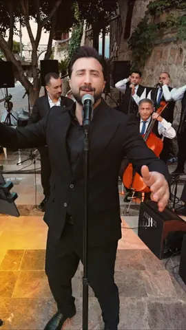 سحرتني بطولا يا يوم و عيونا و الله 😍 ما في احلى من البنت السورية ❤️ شو رأيكم انتوا ؟ #البنت_الحلبية #عبد_الكريم_حمدان #البنت_السورية #دبي #سوريا #حلب #دبي #اسطنبول #تركيا #عرس #زفاف 
