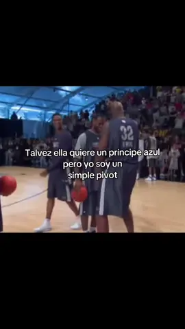 Un simple pivot🫩🏀💪 #nivel #sigueme #baloncesto #ballislife #viralvideos #contenido #baloncesto #sigueme #fyp #amor 