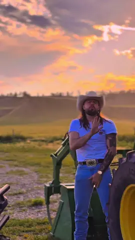 Replying to @kaseyrenfro0 much love 😎🤘🏻. #wrangler #wranglerremix #wranglers #newmusic #newsingle #newcountry #montana #cowboy #cowboys #fyp #foryou #foryoupage 