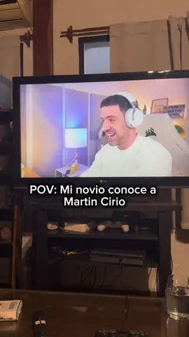 Mi novio conociendo a Leyla con y griega😂 @Ezequiel De Luca  #humor #contenido #martincirio #fyp 