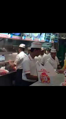 Al Baik in Jeddah - 2010 #nostalgia #jeddah  #albaik #fyp #tiktok #foryoupage #viraltiktok 