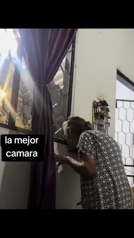 la mejor cámara  #dúo #chiste #LIVEIncentiveProgram #LIVEMyTalent #PaidPartnership #broma 