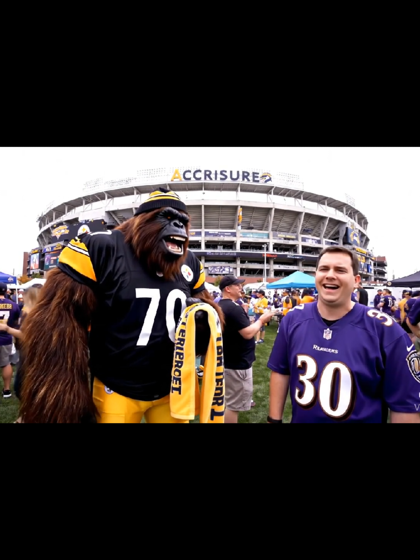 NFL BIGFOOT: STEELERS EDITION #veo3 #bigfoot #nfl #steelersnation #steelers #SuperBowl #ravens #bengals #fyp #foryoupage 