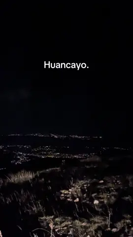 😲#huancayo #mirador #miradordehuancayo #ciudad #ciudadincontrastable #noche #antologia #musica #ciudaddenoche 