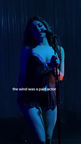 i love performing my unreleased music  #fyp #indiemusic #Metra #singersongwritersoftiktok #musictok 