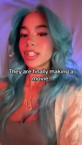 Literally 6th grade me is losing her minddddd #wlw #happypride #hayleykiyoko 