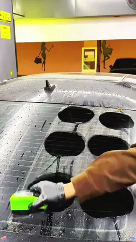 Ensure crystal-clear visibility even in rainy weather with this water-resistant car glass cleaner. Designed to effectively remove stubborn oil films, dirt, and watermarks from windshields and mirrors, this cleaner also ensures rainwater flows smoothly without pooling, providing a safer driving experience.#CarCare #GlassCleaner #WindshieldCleaner #RainRepellent #OilFilmRemover #CarCleaningTools #AutoDetailing #CarMaintenance #DrivingVisibility #RainproofGlass