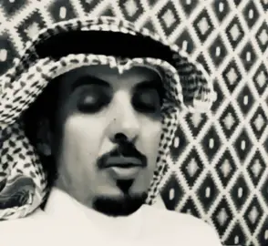 ليت ل فراق المحبين والضيقه علاج ‏كان ما سولفت للناس وانا في سعه ‏فاقدٍ لي خاطرٍ سمح مع ضحكة حجاج ‏يا يرد اللي  خذا والا  يأخذني  معه ‏واحدٍ عييت لاالقى من فراقه خراج ‏ودي ابعد بس قلبي عصاني وتبعه #محمد_مريبد #B #fyp 
