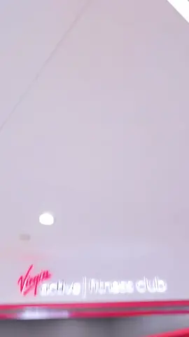 มาทัวร์คลับแบบม่วนๆ แล้วลองออกกำลังกายฟรีสักวันก่อครับ 💪 แวะมาแอคทีฟหื้อสุขภาพดีไปตวยกั๋นตี้  เวอร์จิ้น แอคทีฟ สาขาเจียงใหม่ #virginactivethailand  #wherewellnessgetsreal  #jointheclub