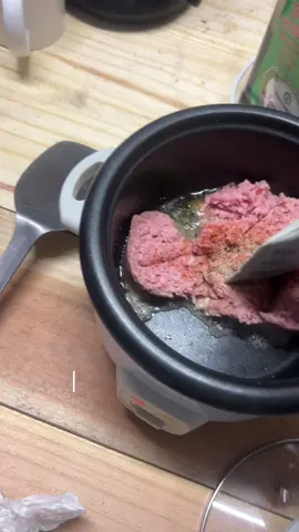 #dinnerforone #ricecooker #camping #tinyhome #living #nebraska bound! Who knew a rice cooker could do so much? Ground turkey , a little soy sauce, a little sesame oil, a little salt, pepper, paprika to taste some rice and frozen broccoli and I’m a happy girl 