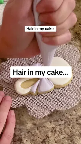 Hair in a wedding cake… #notmystory #storytime #cakesandconfessions 