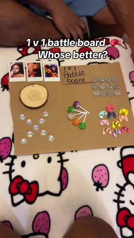 Who won be honest 👀 #asmr #asmrforsleep #lofi #asmrvideo #mylesandchelseaasmr #fidgetboardasmr #lowqualityasmr #fastandaggressiveasmr #lofiasmr 
