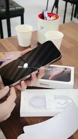 _Theo dòng sự kiện, mệnh Mộc nhưng thích Titan Sa Mạc🤭 #iphone16 