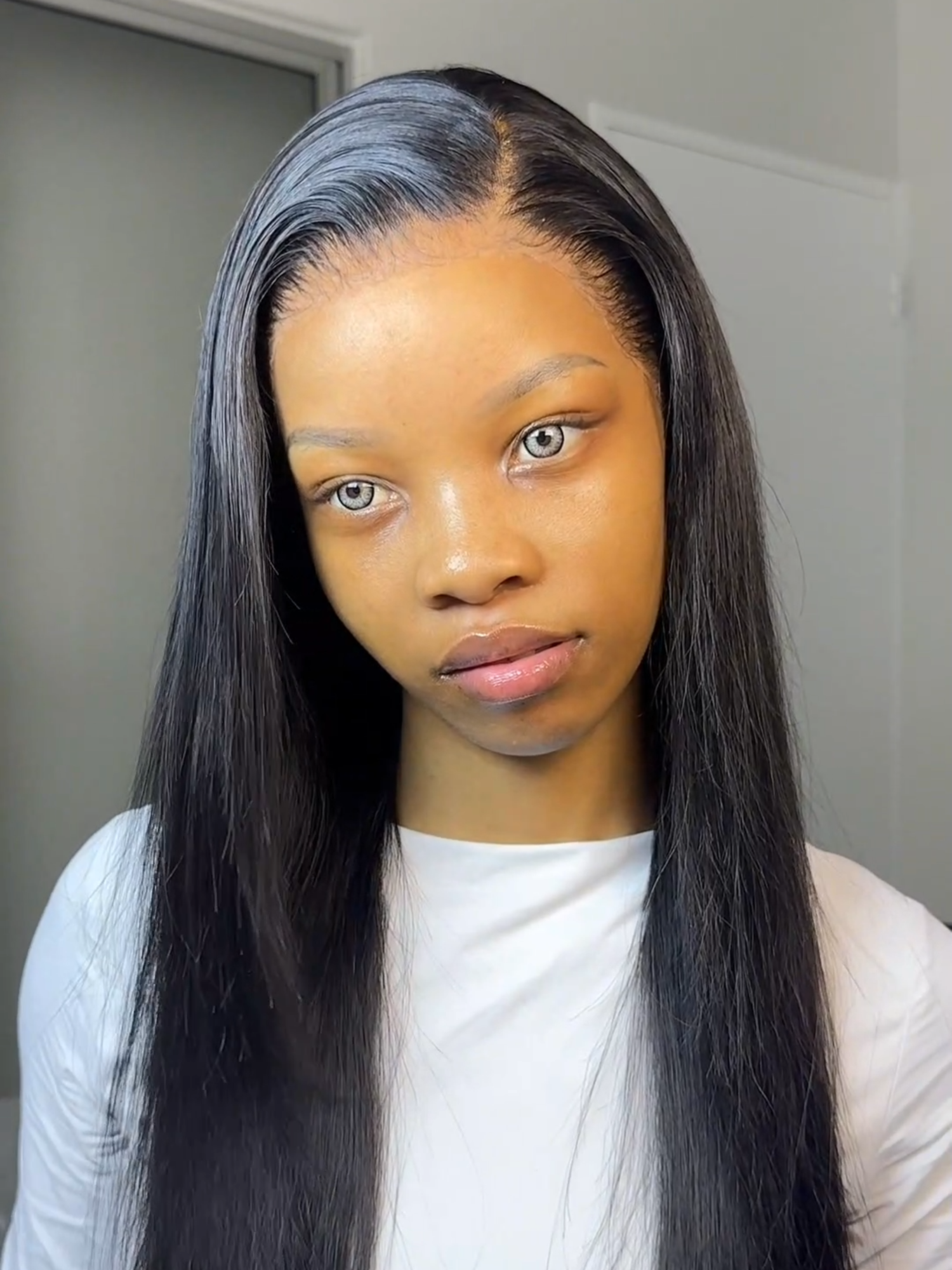 With the perfect blend, it feels like it's all her own hair! Can you believe the difference?🙌Same hair: 'SPE064' from b!o l!nk. #straightwig #lacewig #humanhairwig #myfirstwig_com #wiginstall