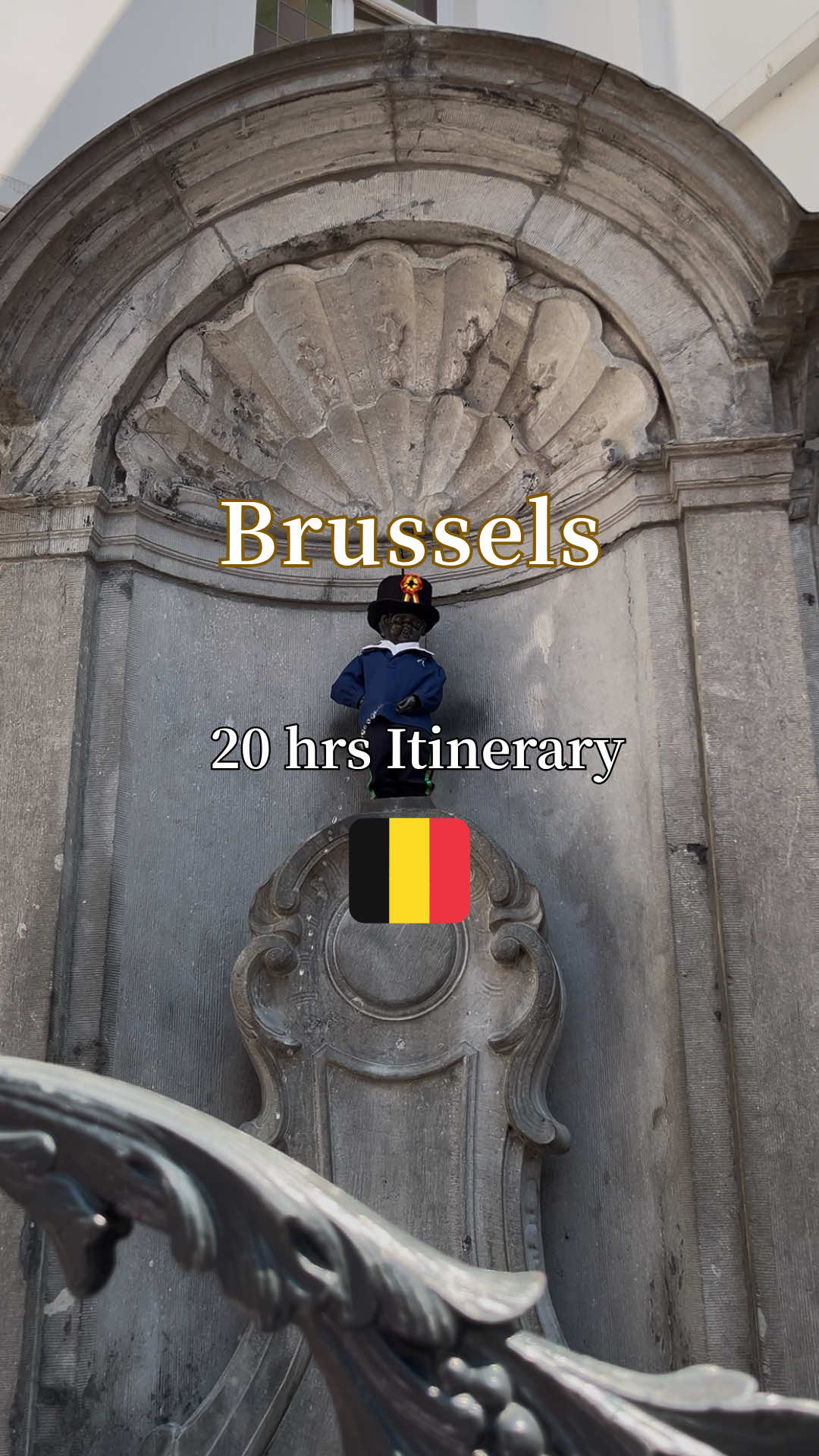 Turns out, the Manneken Pis really is tiny!🇧🇪 #travelcontent #travelideas #traveldestinations #solotravel #mannekenpis 