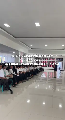 BPJS Kesehatan Cabang Maumere pada Kamis, 26 Juni 2025 melakukan Sosialisasi Program Jaminan Kesehatan Nasional (JKN) bagi para Calon Pegawai Negeri Sipil (CPNS) di Lingkungan Pemerintah Daerah Kabupaten Sikka. Kegiatan berlangsung di Aula Egon Lt. 3 Kantor Bupati Sikka. #bpjskeskcmaumere  #bpjskesehatan  #makinmudah  #makincepat  #semuasetara  #programjkn