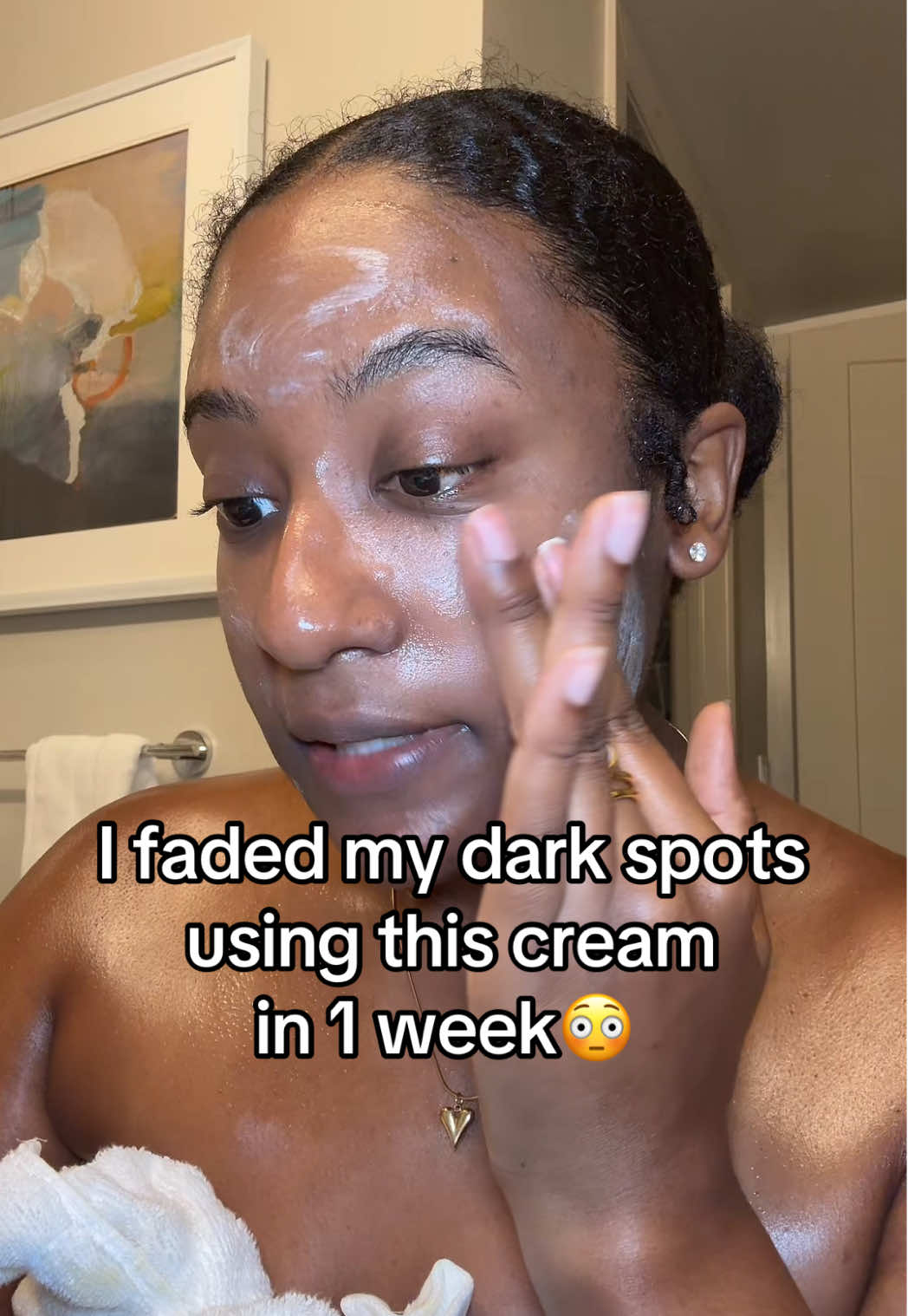 This dark spot fade cream got my skin GLOWIN’. It’s fading my fine lines, evening out my tone, and makin’ my face look mad clear 😳 I’m not switchin’ up on this one. Ever. 😍🧴 #palmer #palmers #fadecream #darkspots #hyperpigmentation #acne #glassskin #tiktokshopcreatorpicks #tiktokshopjumpstart #tiktokshoprestock #ttsdelight #tiktokmademebuyit #giftguide #treasurefind #tiktokshopsummerturnup #SuperBrandDay #dealsforyoudays 