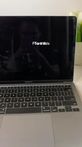 hirap kase dito na part linisan  #macbookcleaning #macbookscreencleaning #cleaninghacks #howtocleanmacbookscreen #fyp #screendaddy #screencleaner 