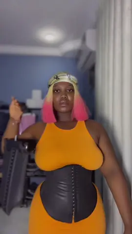 The perfect waist shaper for the perfect girl 