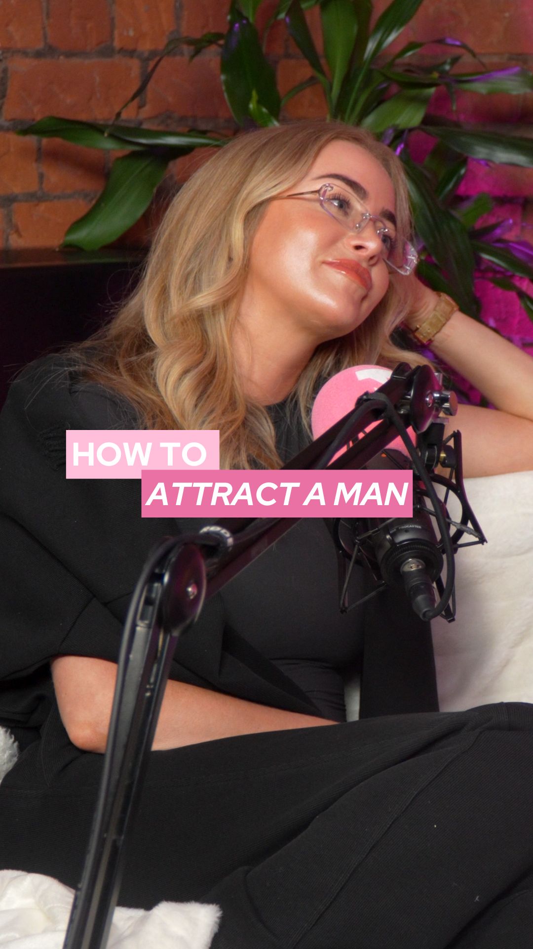 How to attract a man in 3 seconds? 👀 In this weeks BONUS Kristina puts Ashley on the spot with the ultimate dilemma: ‘You’re in a bar, there’s a 10/10 across the room, how do you attract them? Ashley swears by the art of eye fking and the girls get deep into the mysterious ‘triangle method’ Drop your signature attraction method below… Bonus ep is out now!