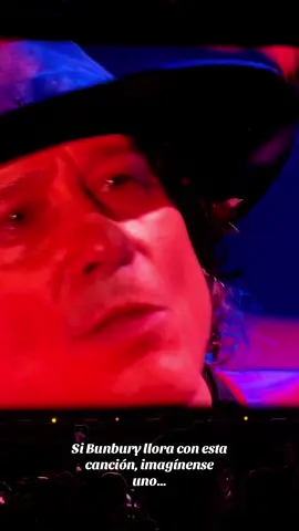 #Bunbury llora con #AlFinal #EnriqueBunbury #estadiognp #huracanambulantetour2025 #cdmx #concierto @Bunbury Oficial 