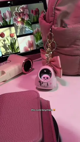 cute daw ng keychain ko😜 #cat #keychain #keychains #bagkeychain #anikanik #fyp #viral 