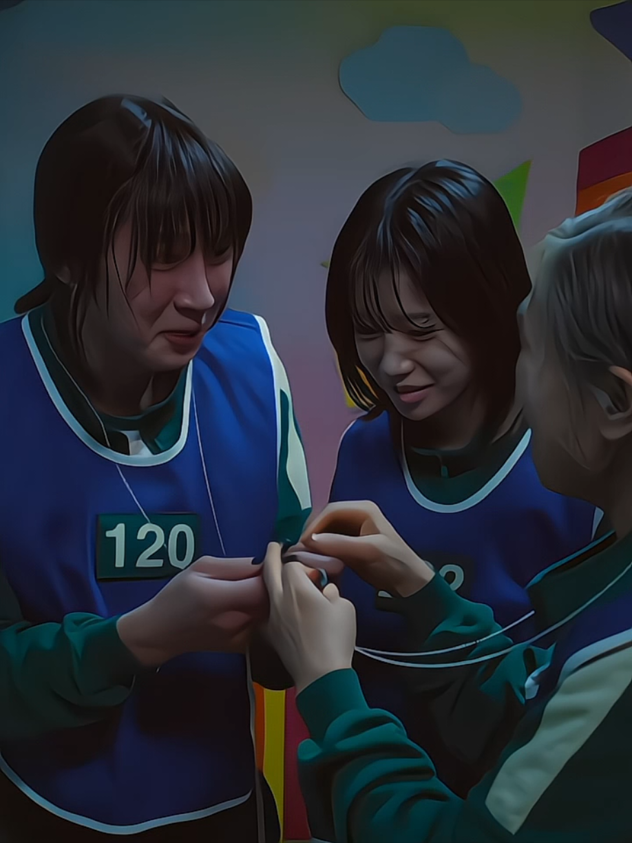 this is so heartbreaking 💔😭 [Squid Game 3] #squidgame3 #squidgame #parksunghoon #joyuri #kangaesim #foryou #foryoupage #fyp 
