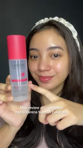 Sensitive skin merapat‼️ hydrating toner yang kandungan nya gak macem-macem, bener-bener cuma ngelembabin aja plus meredakan kemerahan dan jerawat di wajahkuuu🫶🏻 @LABORE @Paragon Creator Hub Official #toner #hydratingtoner #hydratingskincare #tonerlokal #labore #laboreskinexpert #laboresensitiveskinexpert #laboretoner #rekomendasiskincare #rekomendasitoner #skincareroutine #sensitiveskin #sensitiveskincare 